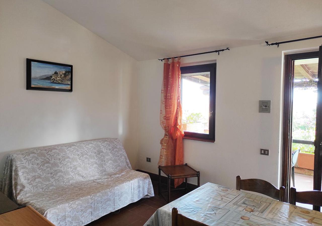 Appartement Le Maree Costa Ottiolu à Porto Ottiolu Extérieur photo