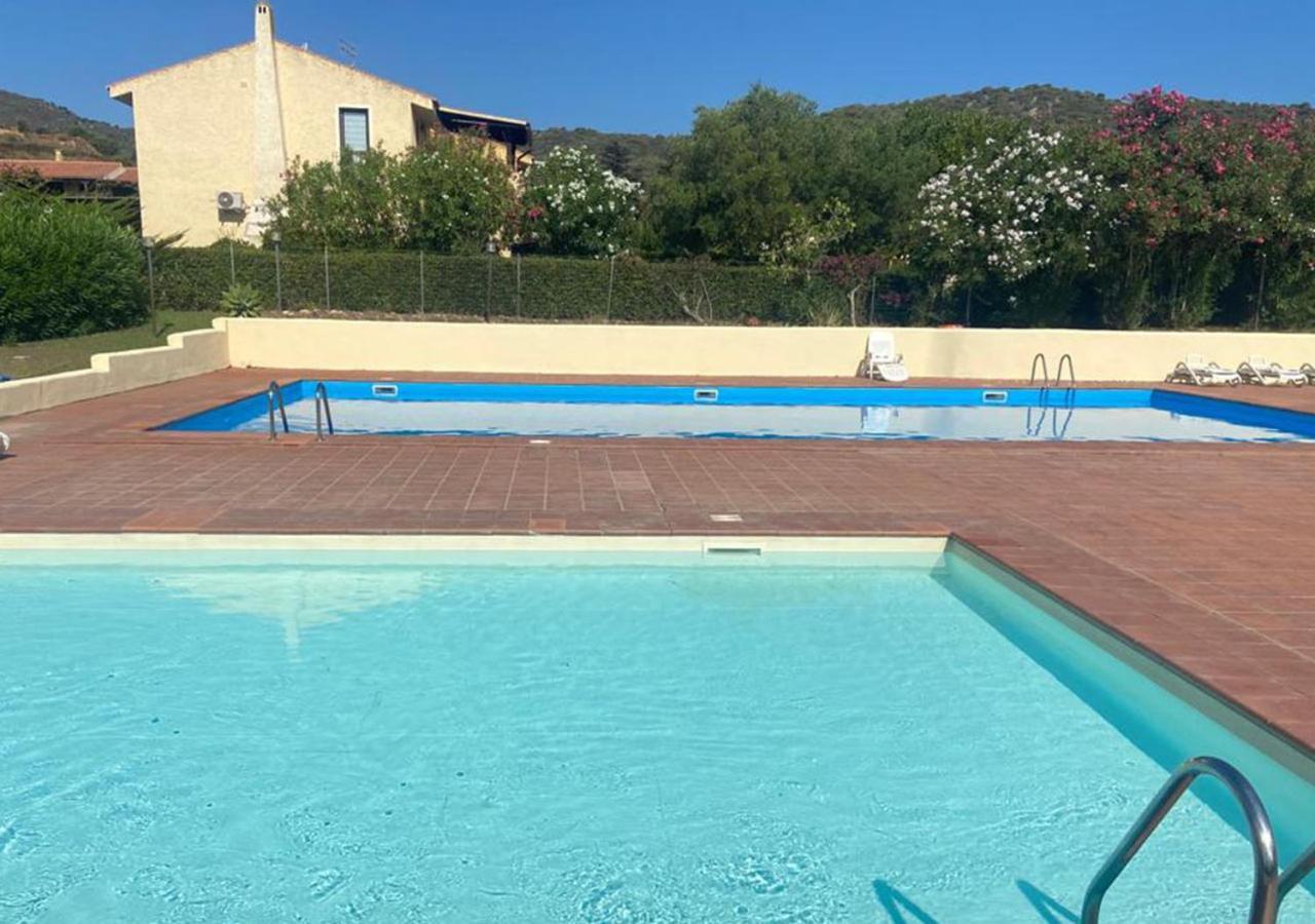 Appartement Le Maree Costa Ottiolu à Porto Ottiolu Extérieur photo