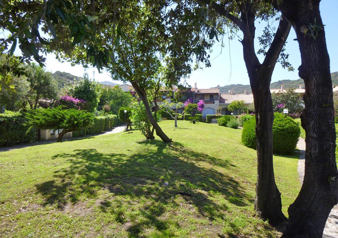 Appartement Le Maree Costa Ottiolu à Porto Ottiolu Extérieur photo